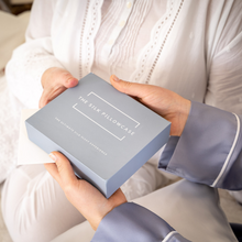 Load image into Gallery viewer, silk pillowcase for better sleep