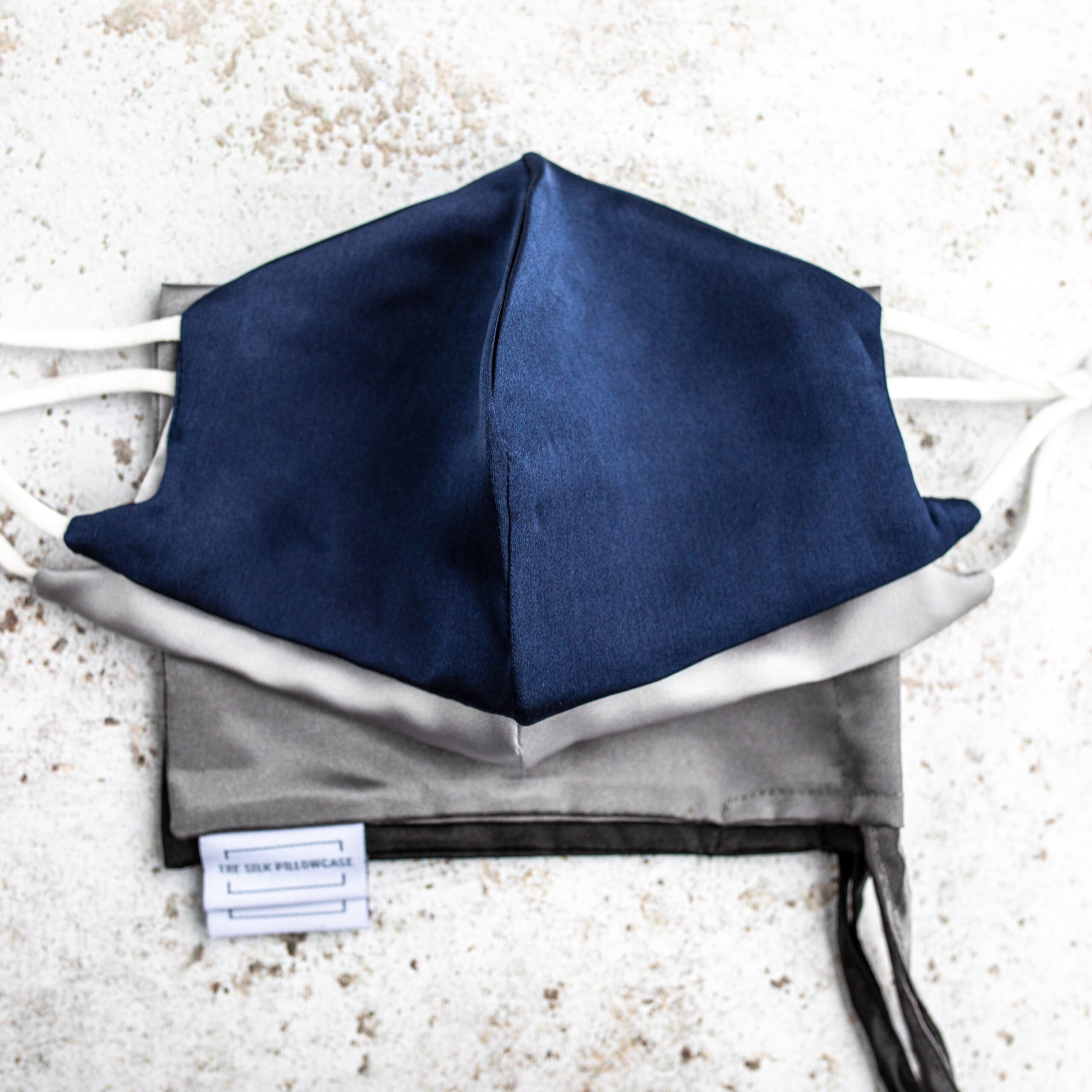 Silk FaceMask Set (2 pieces) Reduce maskne The Silk Pillowcase Ireland