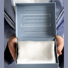 Load image into Gallery viewer, silk pillowcase for better sleep